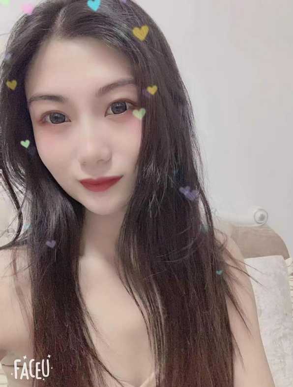 年初遇到的最清纯的妹子，应该是刚下水 bb粉嫩水多